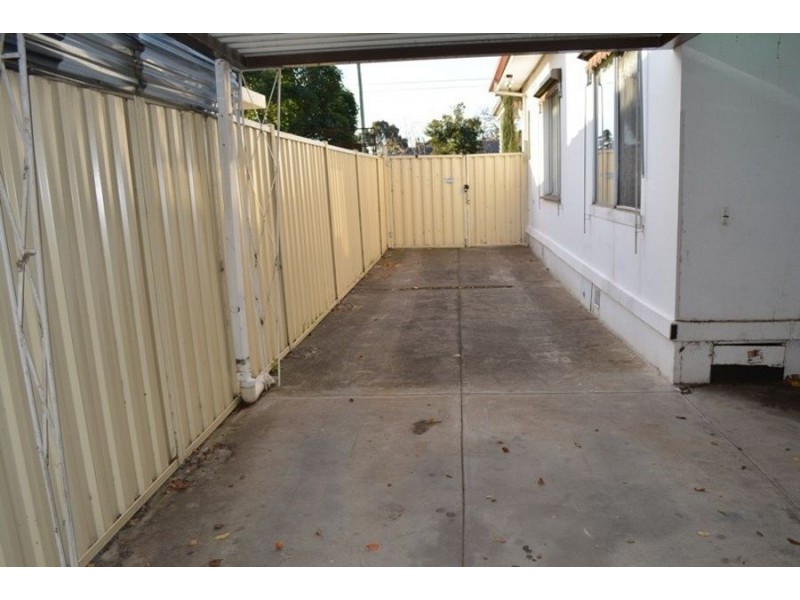 87 Barton Street, Reservoir VIC 3073