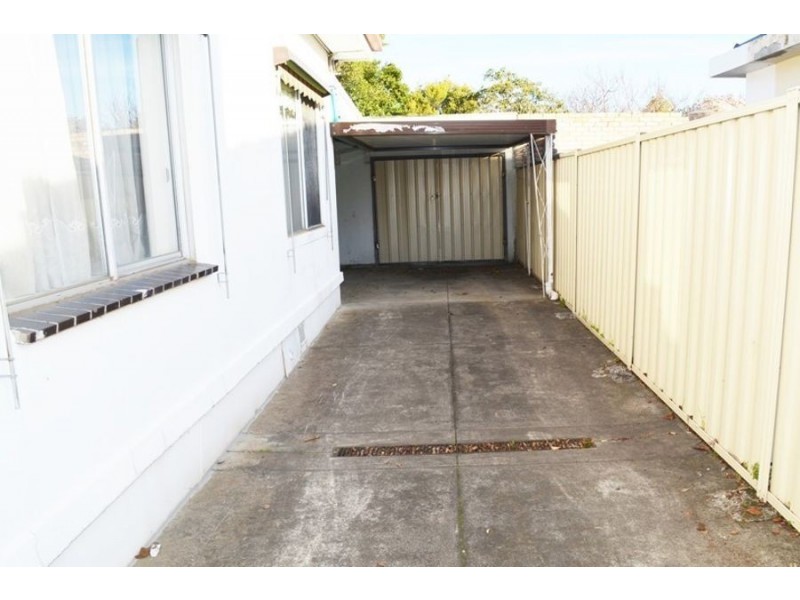 87 Barton Street, Reservoir VIC 3073