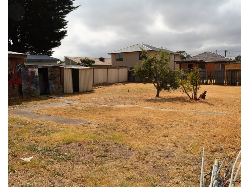 58 Ivanhoe Avenue, St Albans VIC 3021