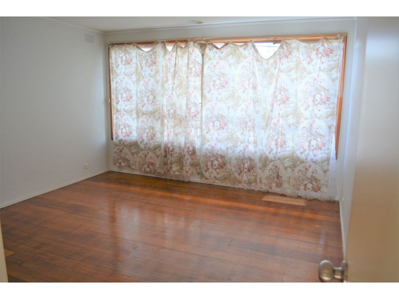 8 Wallan Court, Dallas VIC 3047