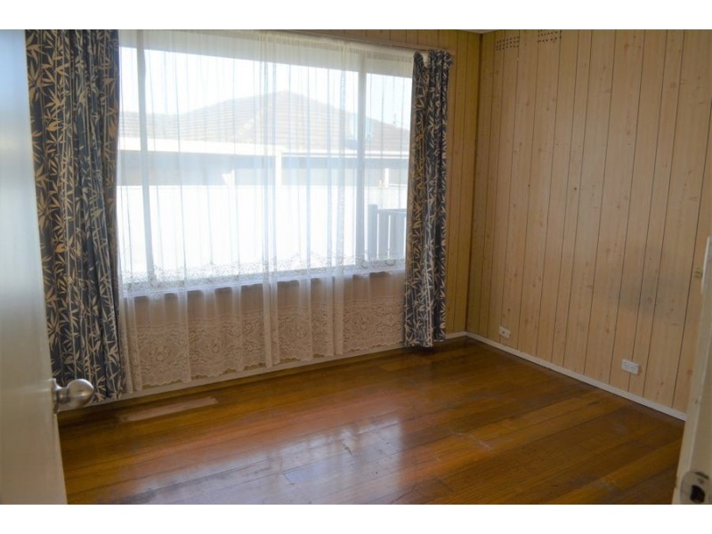 8 Wallan Court, Dallas VIC 3047