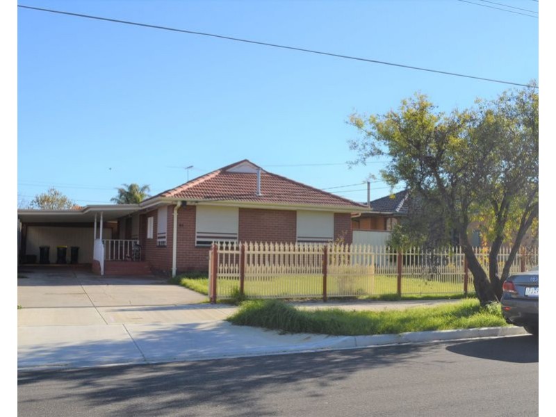 43 Lois Street, St Albans VIC 3021