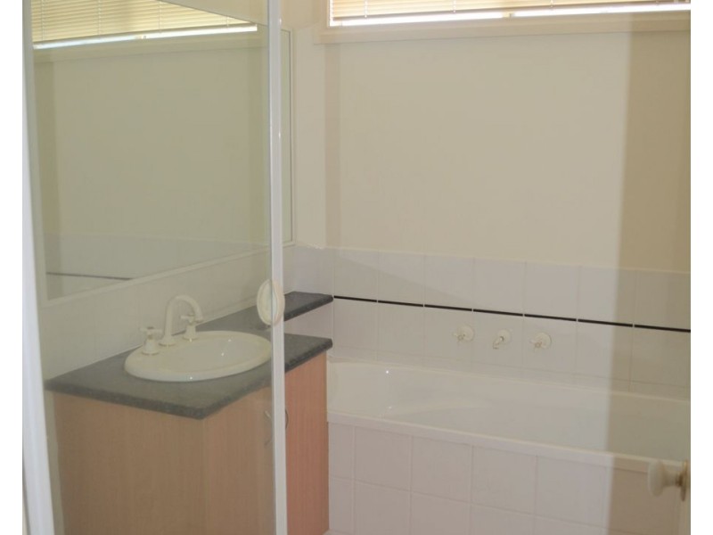2/16-18 Harbury Street, Reservoir VIC 3073