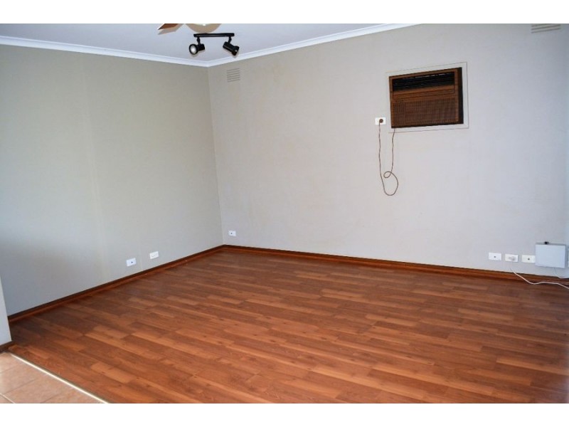 45 Barries Road, Melton VIC 3337