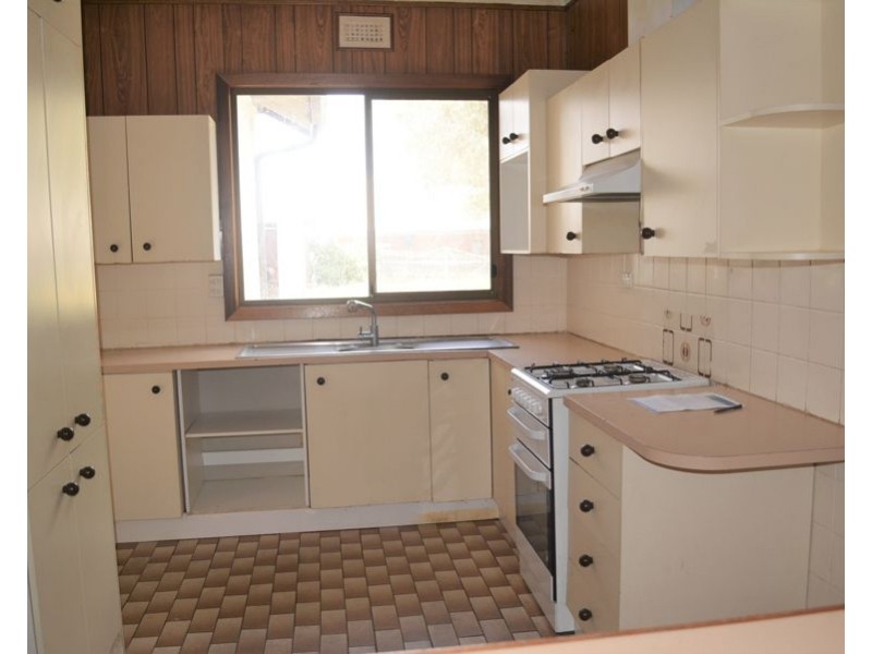 14 Faye Street, Reservoir VIC 3073