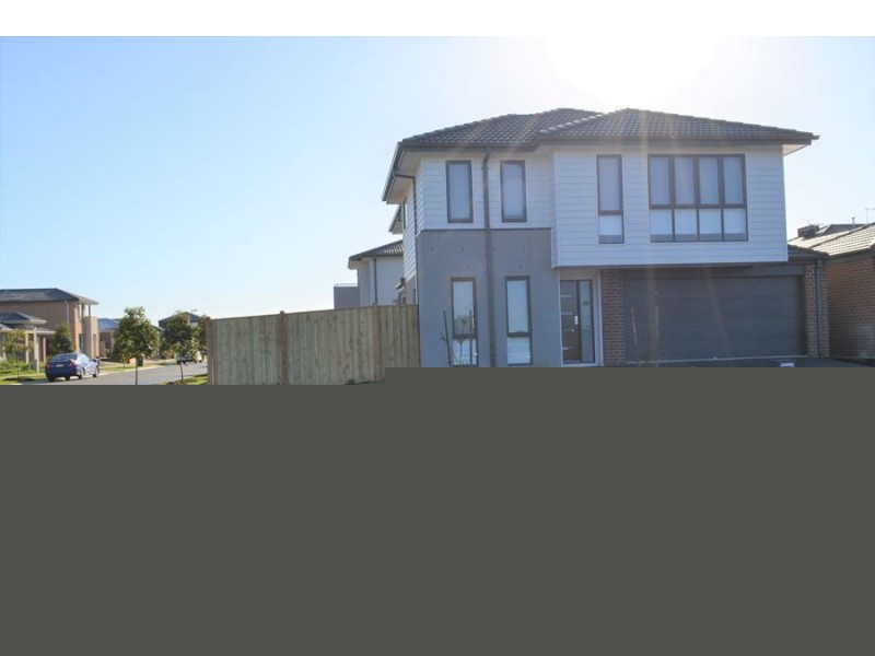 16 Winterberry Rd, Point Cook VIC 3030