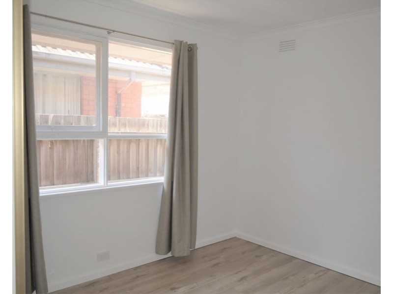 26 Flag Street, Kingsbury VIC 3083