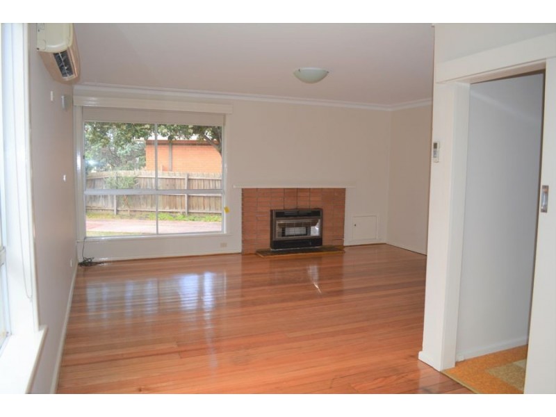 257 Main Road East, St Albans VIC 3021