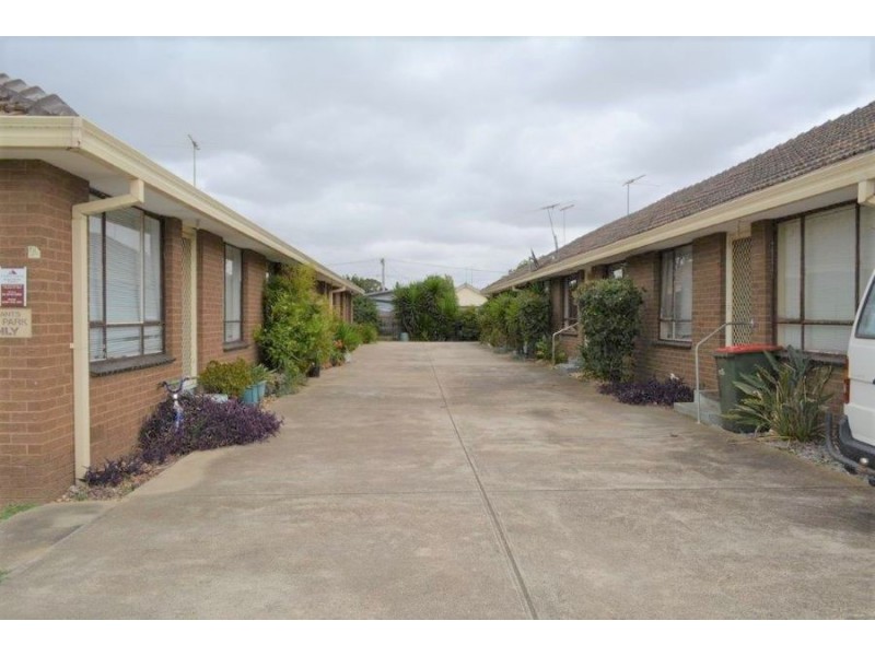 2/6 Bruce Street, Laverton VIC 3028