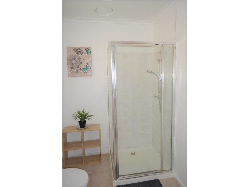 2/6 Bruce Street, Laverton VIC 3028