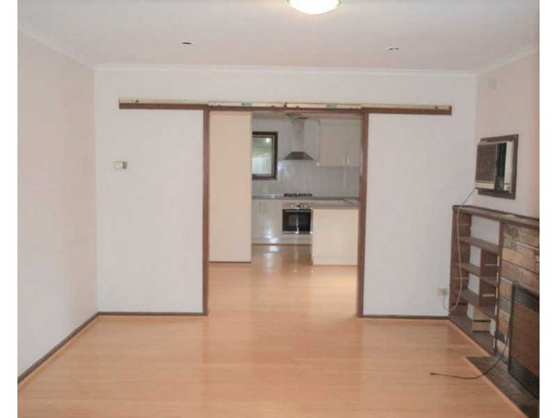 4 Eden Avenue, Springvale VIC 3171