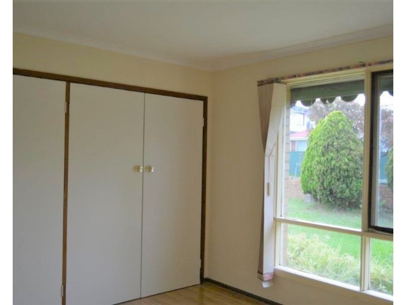 4 Eden Avenue, Springvale VIC 3171