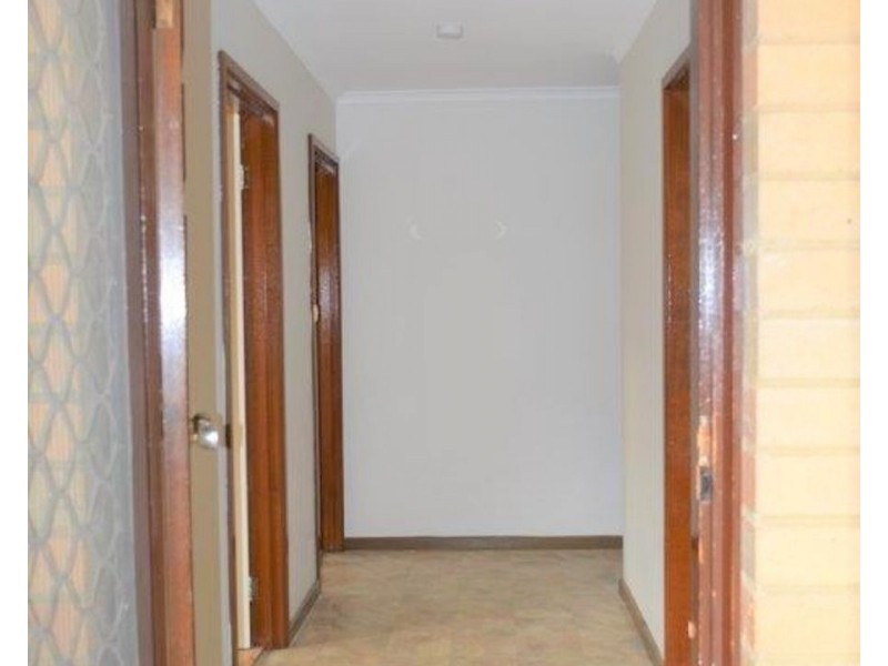 4 Eden Avenue, Springvale VIC 3171