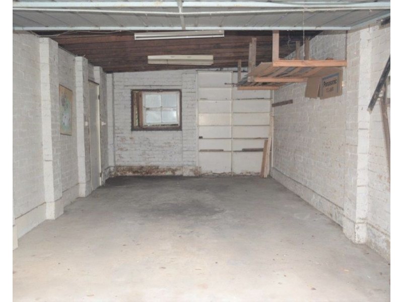 4 Eden Avenue, Springvale VIC 3171