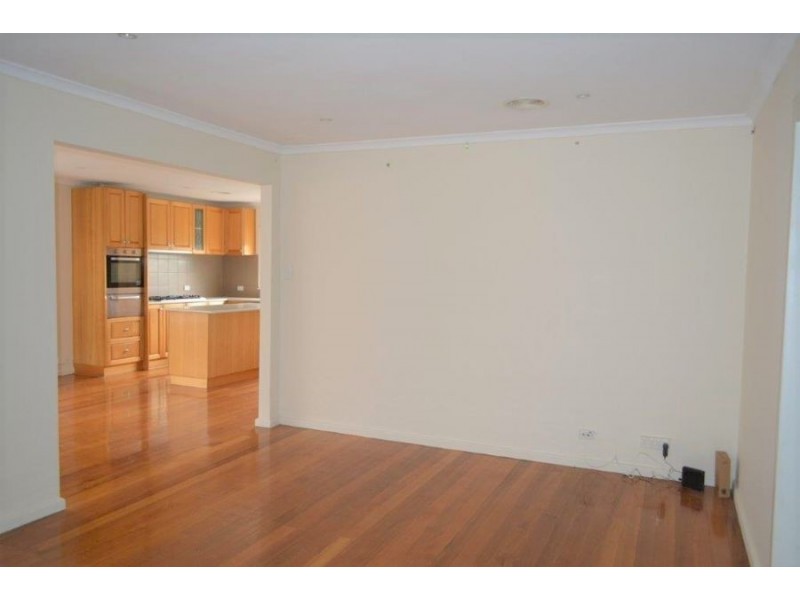 37 Wilson Boulevard, Reservoir VIC 3073