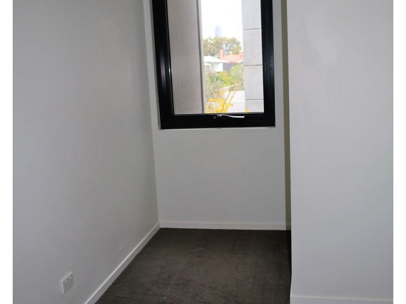 107/81 Cemetery Road East, Carlton VIC 3053