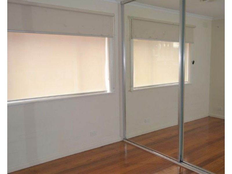 37 Wilson Blvd, Reservoir VIC 3073