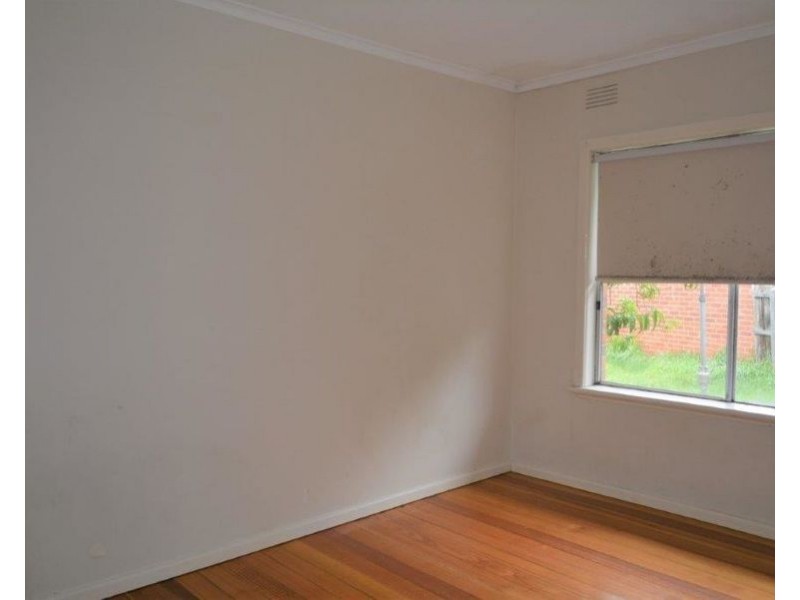 257 Main Road East, St Albans VIC 3021
