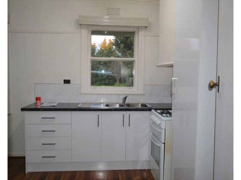 49 Hales Crescent, Jacana VIC 3047