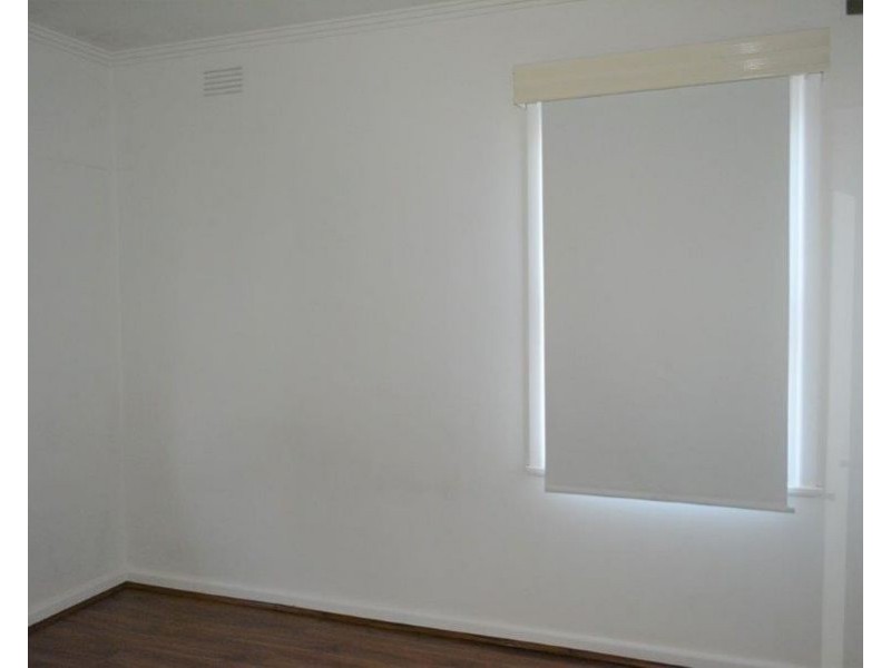 49 Hales Crescent, Jacana VIC 3047