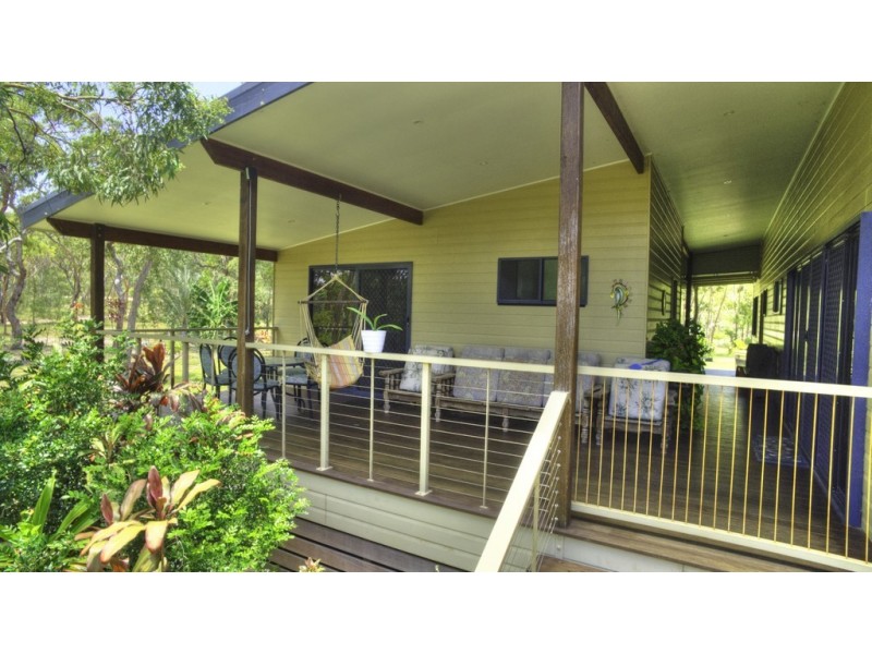 514 Davies Road, Captain Creek QLD 4677