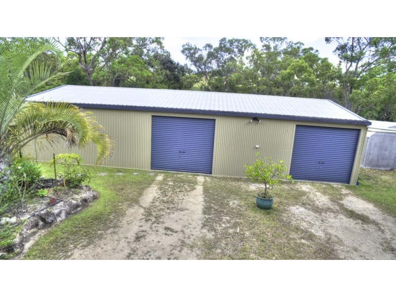 514 Davies Road, Captain Creek QLD 4677