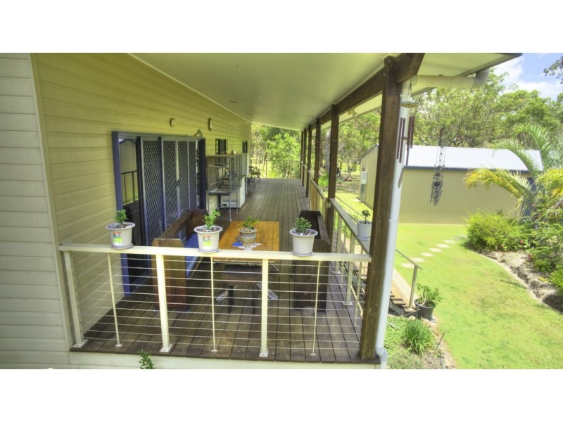 514 Davies Road, Captain Creek QLD 4677