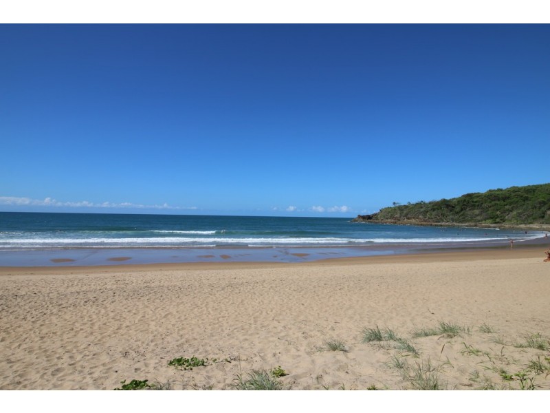 2 Beach Houses Estate Road, Agnes Water QLD 4677
