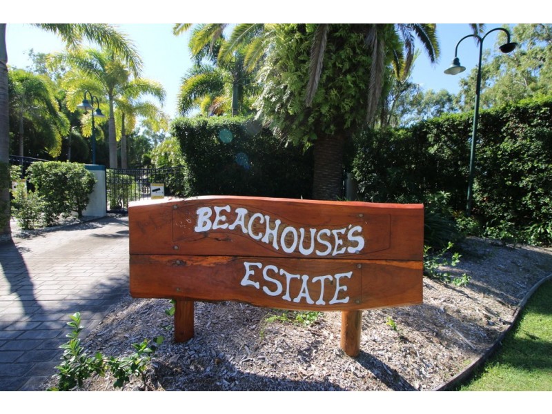 8 Beach Houses Estate Road, Agnes Water QLD 4677
