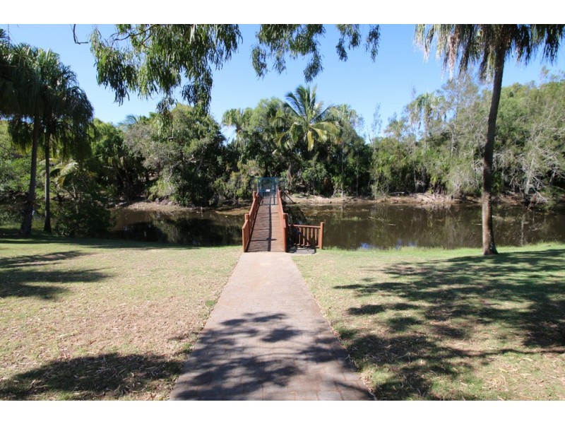 8 Beach Houses Estate Road, Agnes Water QLD 4677