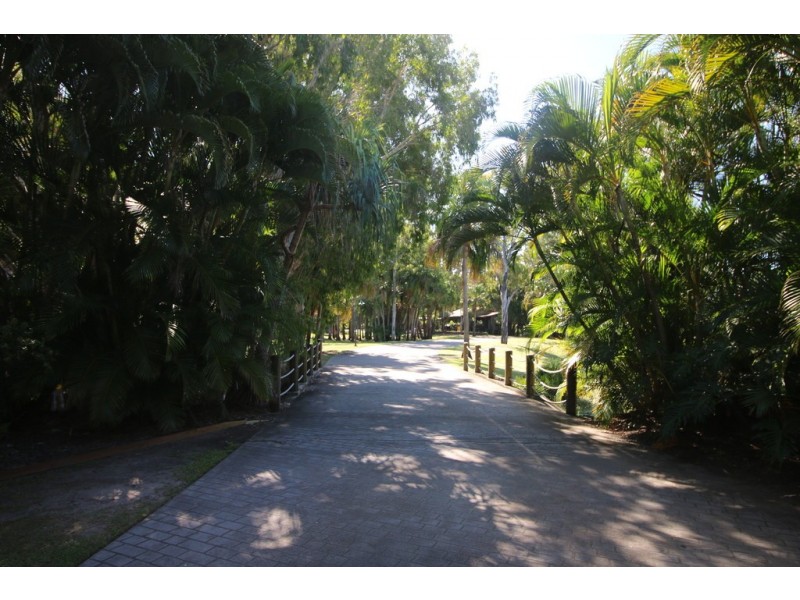 8 Beach Houses Estate Road, Agnes Water QLD 4677