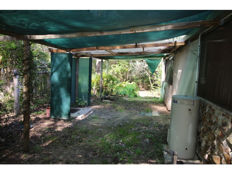 47 Bunker Road, Round Hill QLD 4677