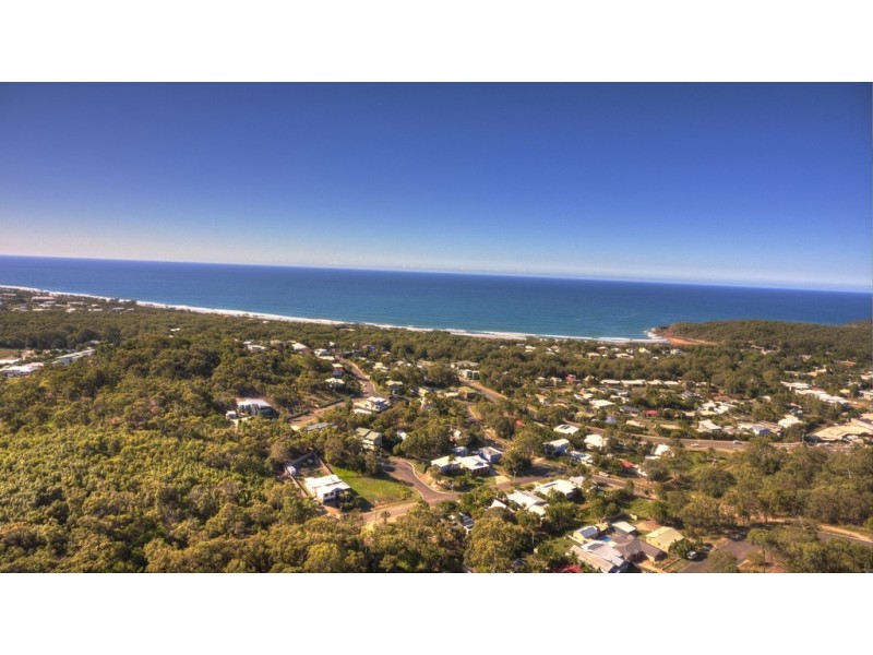 8 Goldsands Court, Agnes Water QLD 4677