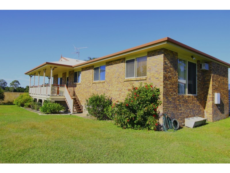 25 Koorawatha Drive, Bororen QLD 4678