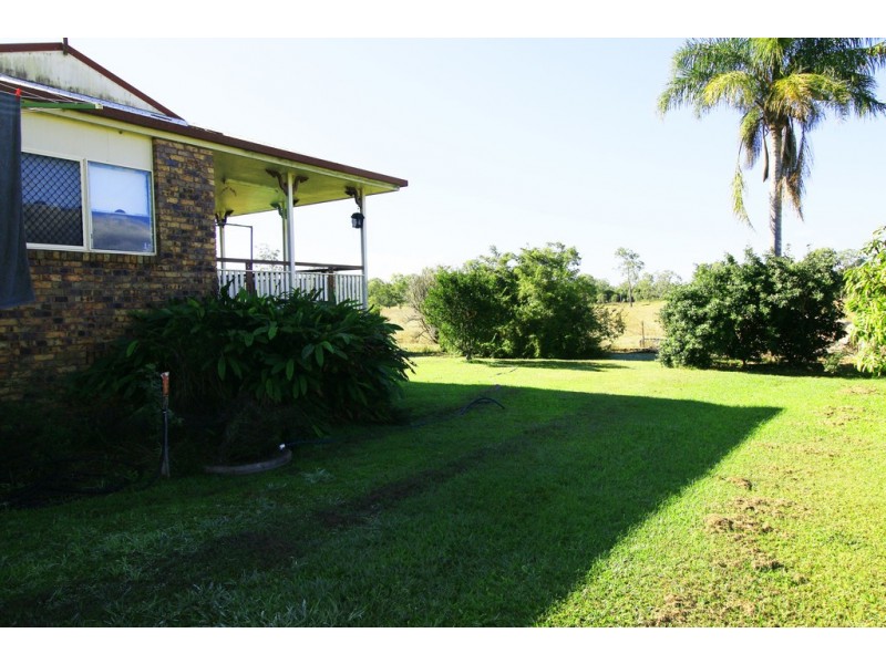 25 Koorawatha Drive, Bororen QLD 4678
