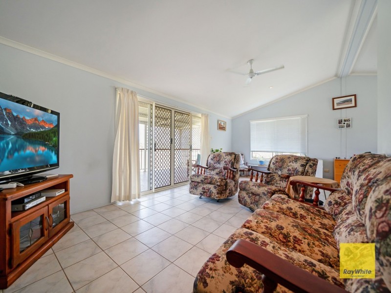 62 Koorawatha Drive, Bororen QLD 4678