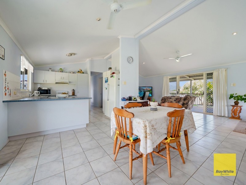 62 Koorawatha Drive, Bororen QLD 4678