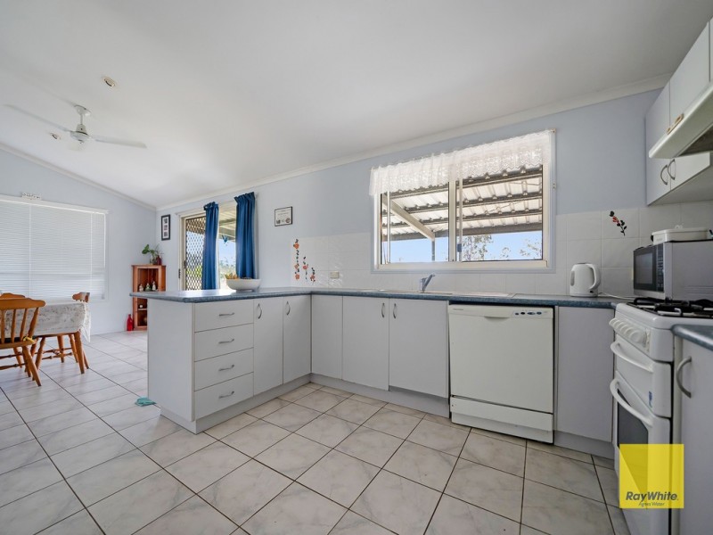 62 Koorawatha Drive, Bororen QLD 4678