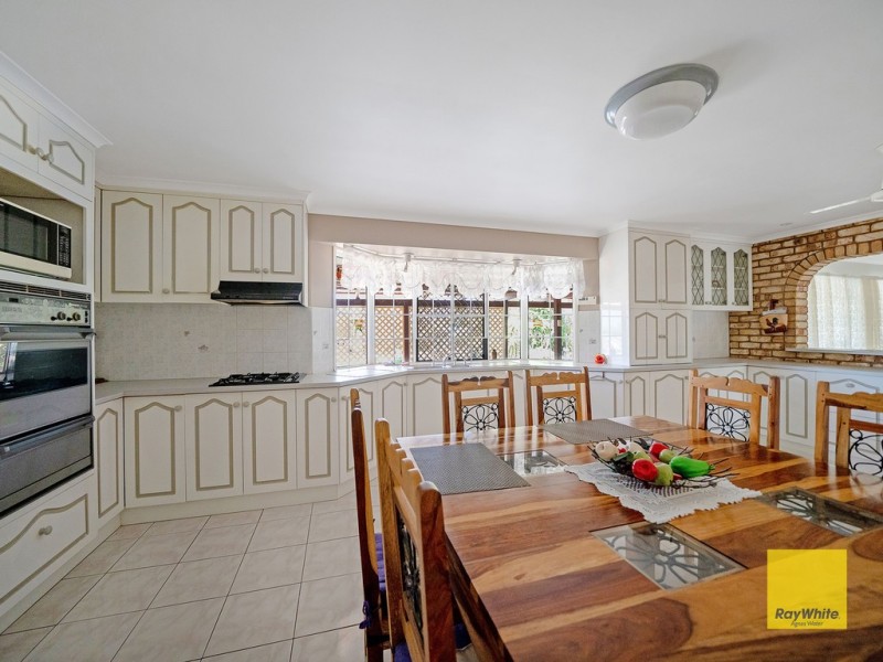 47 Koorawatha Drive, Bororen QLD 4678