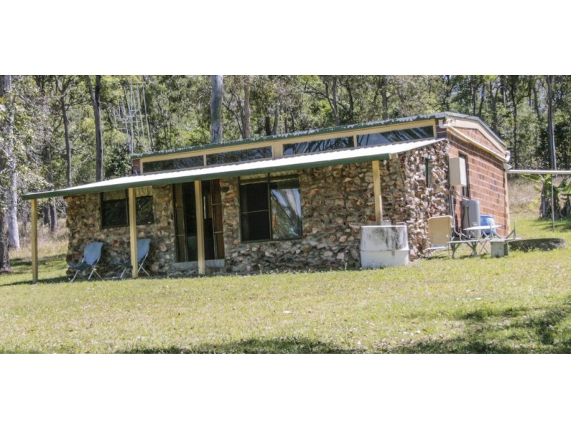 240 Ballantyne Road, Captain Creek QLD 4677