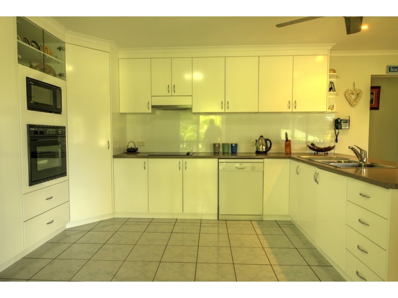 10 Agnes Street, Agnes Water QLD 4677