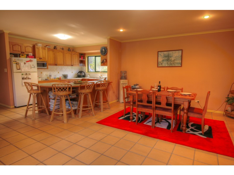 252 Murphy Road, Captain Creek QLD 4677