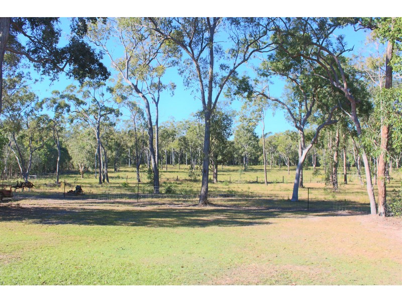 252 Murphy Road, Captain Creek QLD 4677