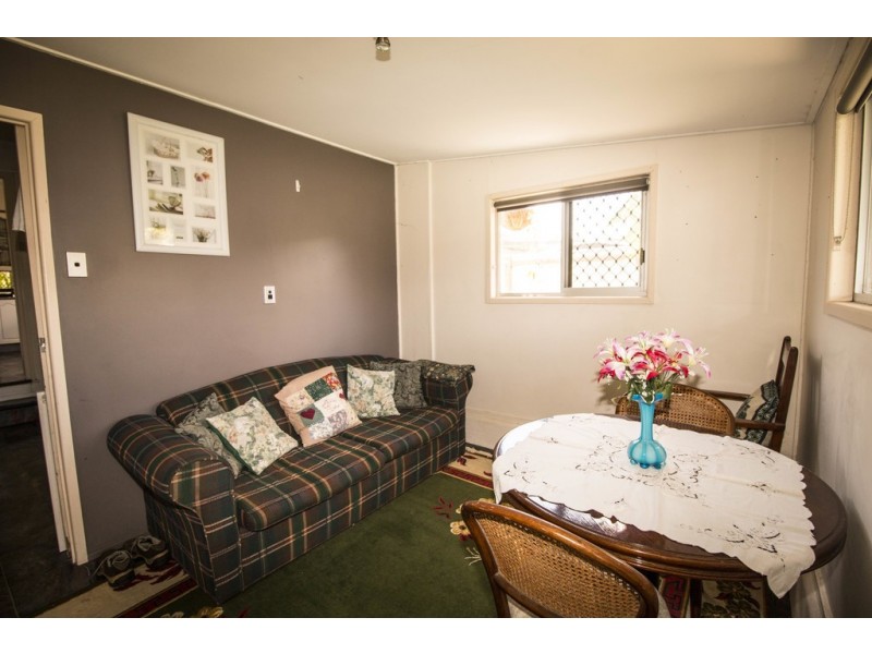 2 Churchill Street, Svensson Heights QLD 4670