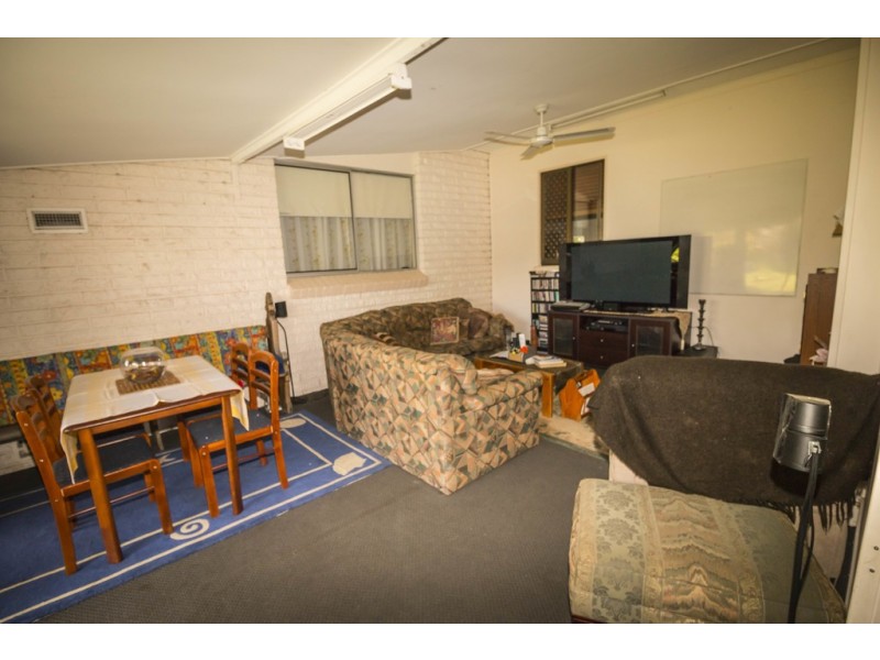 2 Churchill Street, Svensson Heights QLD 4670