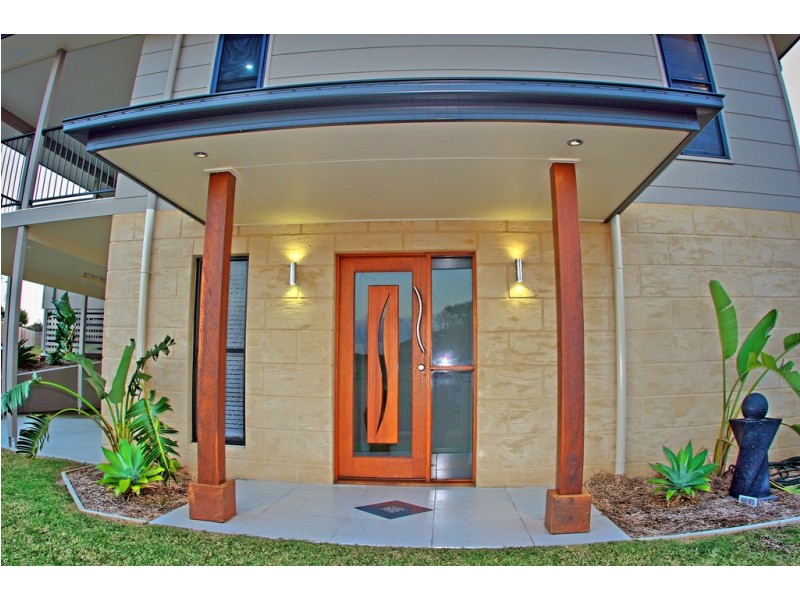 10 Atlantis Blv, Agnes Water QLD 4677