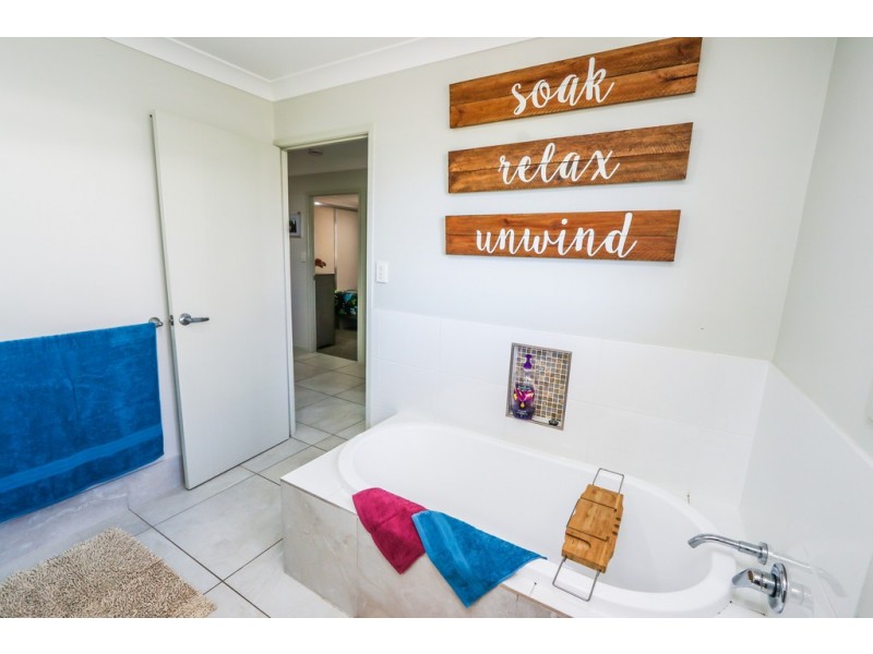 10 Atlantis Blv, Agnes Water QLD 4677