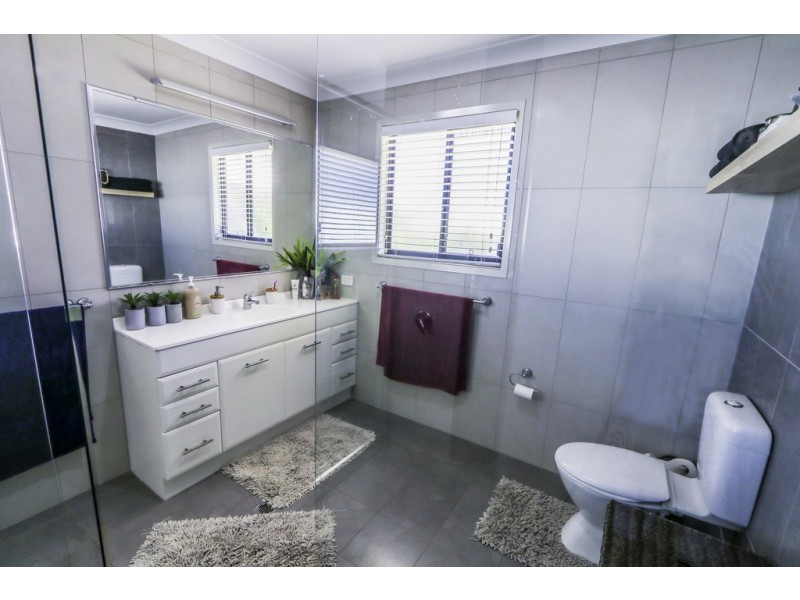 10 Atlantis Blv, Agnes Water QLD 4677