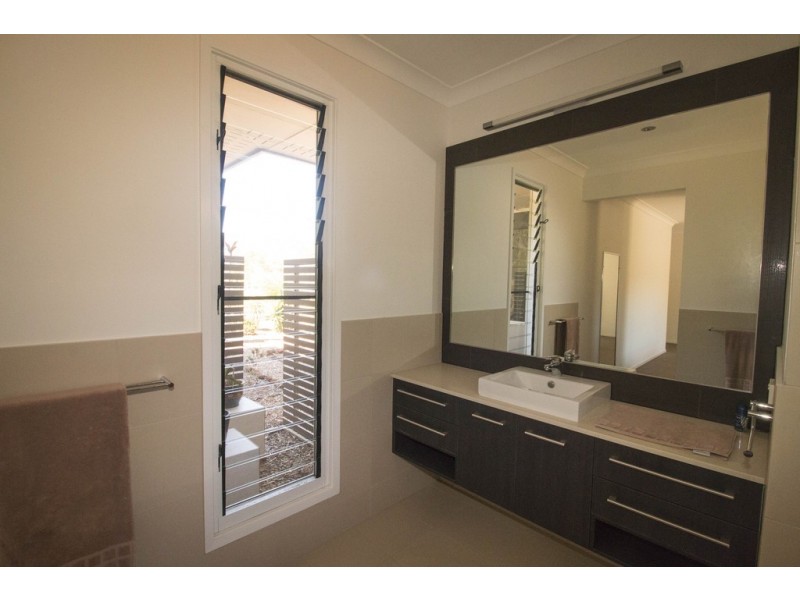 40 Bouch Court, Agnes Water QLD 4677