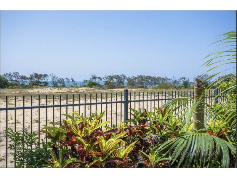 Unit 6 /23 North Break Dr, Agnes Water QLD 4677